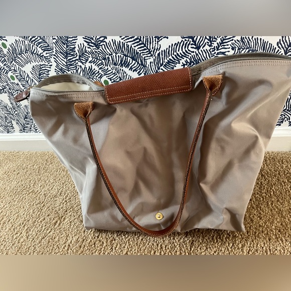Longchamp Shoulder Bag - Picture 2 of 4